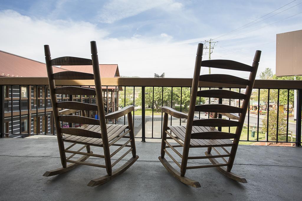 Timbers Lodge Pigeon Forge Ngoại thất bức ảnh